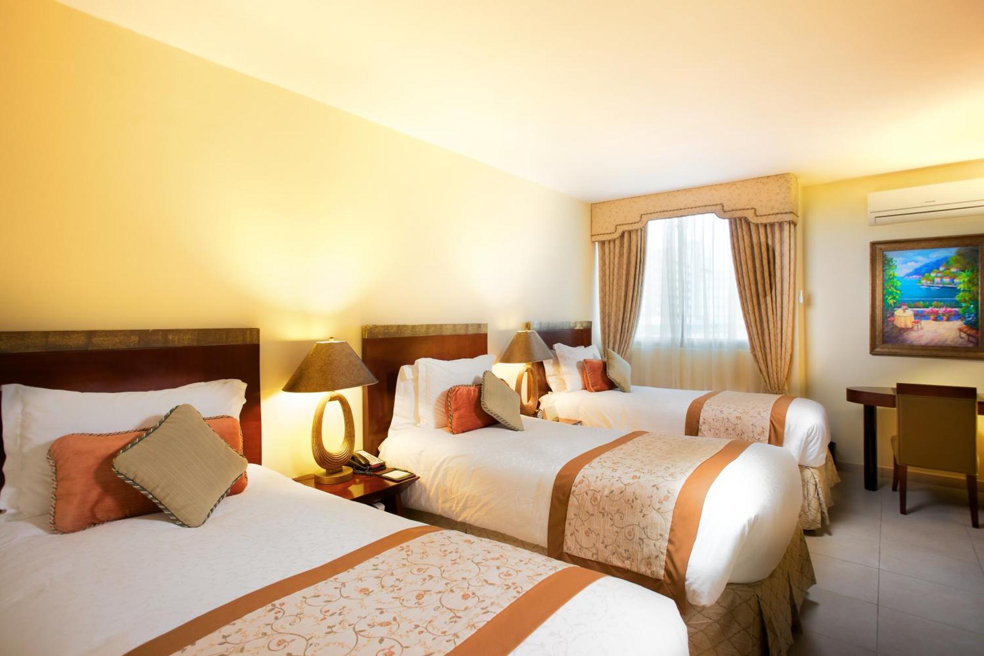 Toscana Hotel 3*